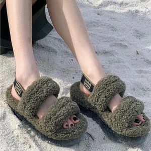 NIB UGG OH FLUFFITA WOMEN'S SLIPPER SANDAL  BURNT OLIVE US 6 / EUR 37